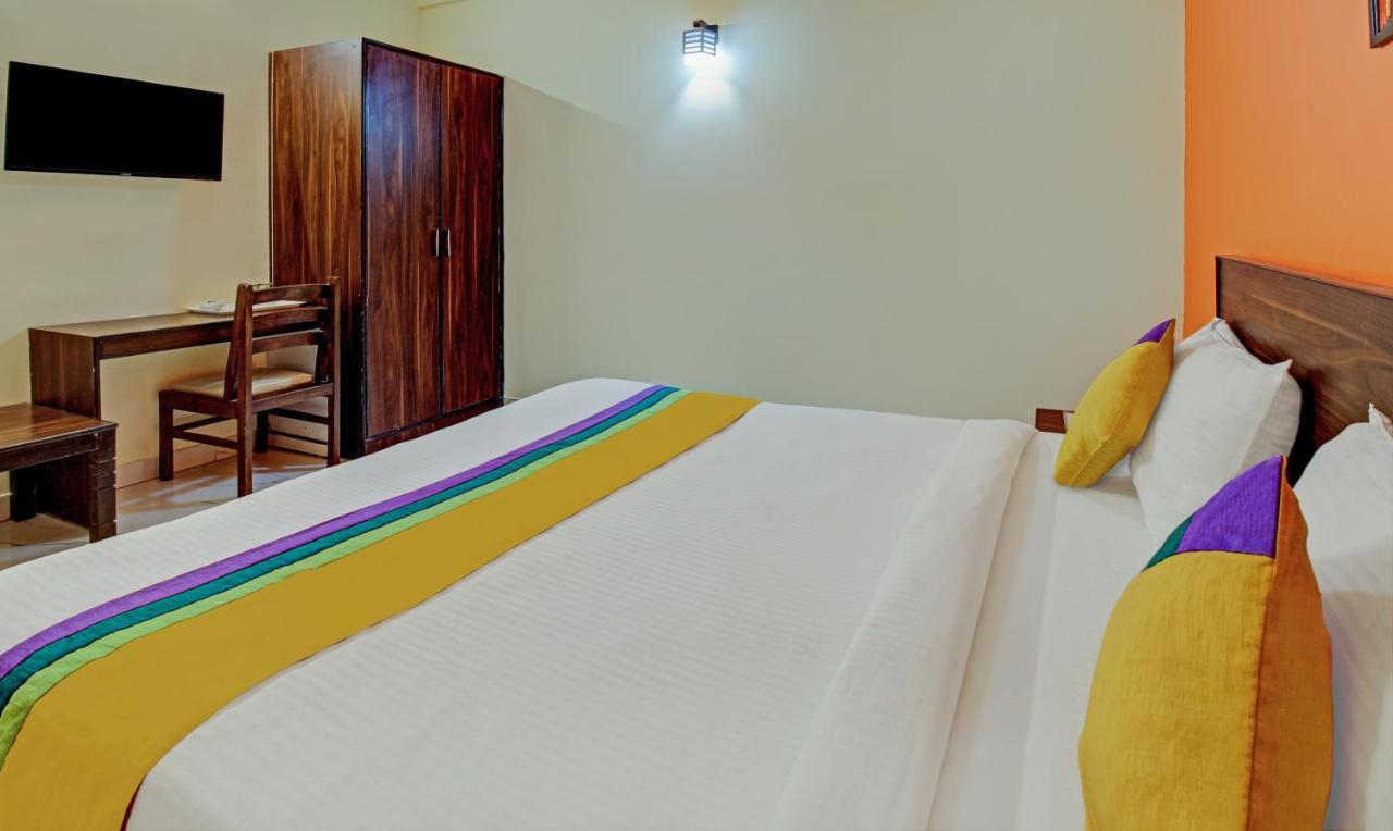 Itsy Hotels Royal Monarch ゴーラクプル エクステリア 写真